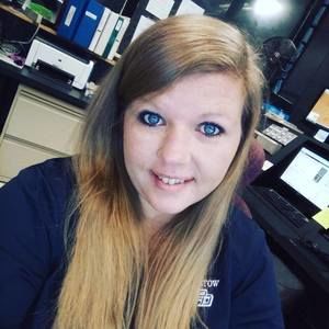 Meet your Posher, Andrea